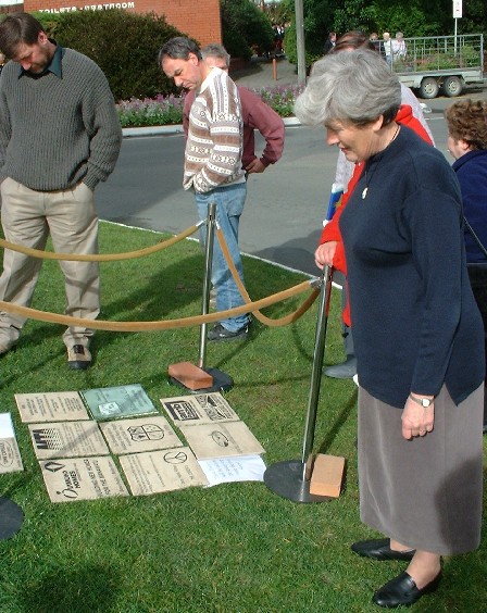 Viewing sponsors plaques. Right: Audrey Severinsen (died 17 February 2003), Manawatu district Mayor.