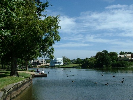 Centennial Lagoon, Palmerston North, Manawatu, New Zealand - 22 January 2001