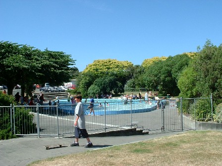 Memorial Park Pool, Palmerston North, Manawatu, New Zealand - 22 January 2001